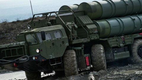 Eyni anda 40 raketi məhv edir... 