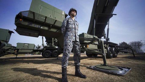 Britaniyanın kəşfiyyat rəisi: “Moskvaya zərbə endirməyə hazır olmalıyıq” 