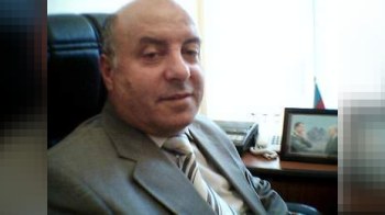 Mətbuata danışan ekspert insult keçirib