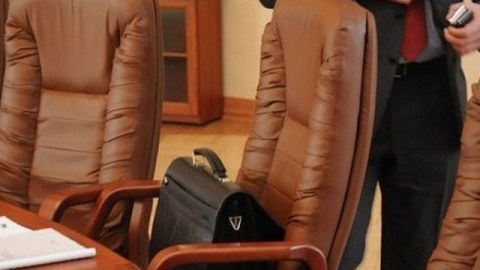 Nazirliklərdə boşalan yüksək POSTLAR - Bu vəzifələrə təyinat OLACAQ