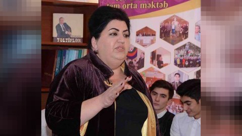 Qadın məktəb direktoru: “Sayt rəhbərini yerə yıxıb, üstünə oturdum ki, qaça bilməsin...”