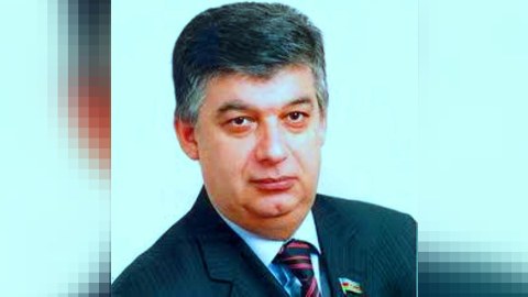 İqtisad&ccedil;ı deputat: &ldquo;Əslində 2, 3 və 25 manatlıq əsginaslar buraxılmalıydı&rdquo;  &nbsp;