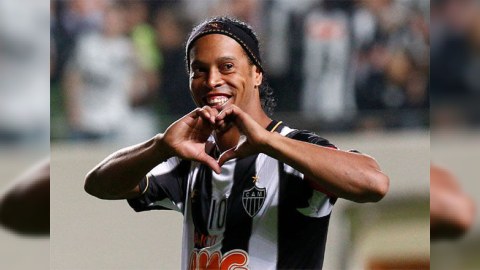 Ronaldiniyodan qəribə addım - Eyni vaxtda 2 qadınla evlənəcək