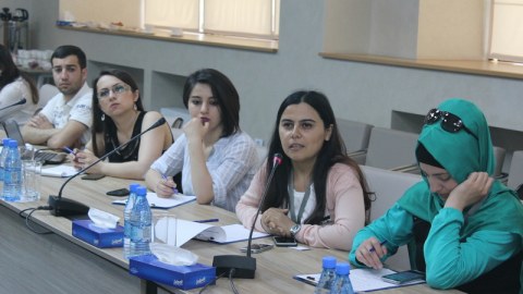 KİV nümayəndələri Data Mərkəzlə tanış oldu