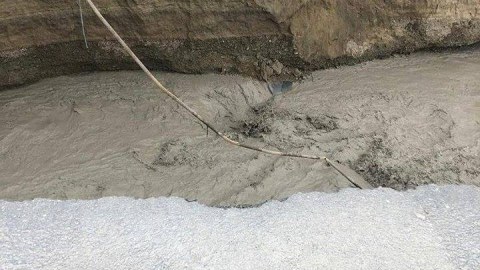 Sel sularının iflic etdiyi yolda SON DURUM - FOTOLAR