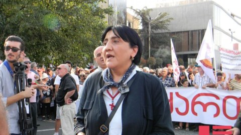 Gürcüstanda istefa tələbi 