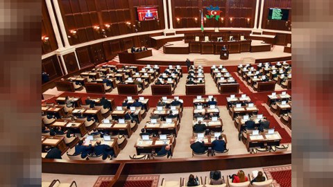 Milli Məclis siqarlara g&ouml;rə vergi dərəcəsini artırır  &nbsp;