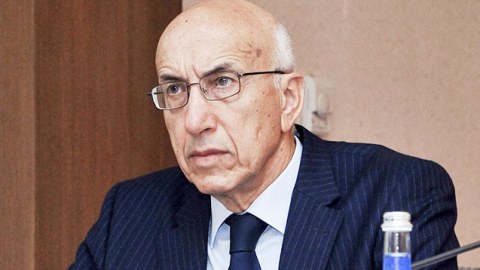 “Gah deyirdik müsəlmanıq, gah deyirdik türkük...” - Arif Rəhimzadə onu qınayanlara CAVAB VERDİ 