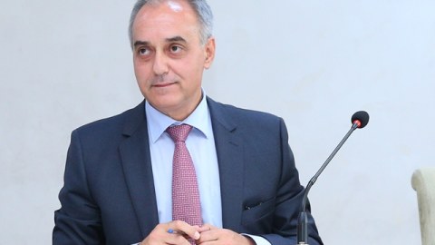 Binəqədinin yeni icra başçısı sakinləri qəbula çağırdı - FOTO
