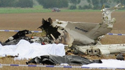 İdman təyyarəsi qəzaya uğradı: 2 ölü 