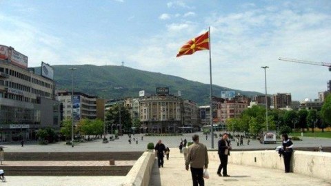 Hökumət Makedoniyanın yeni adı ilə bağlı qanun layihəsini təsdiqlədi
