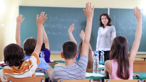 Müəllimlərin işə qəbulu başlayır