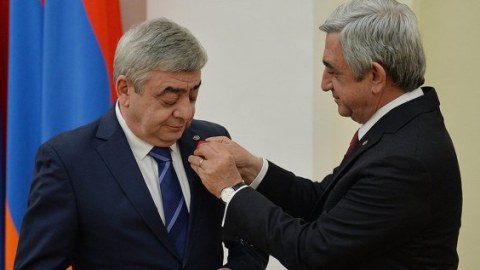 Sarkisyanın qardaşına cinayət işi a&ccedil;ıldı
