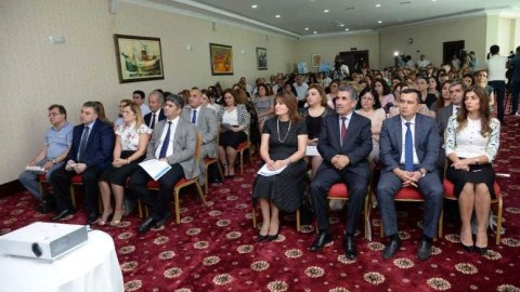 Təhsil ilinin yekunları m&uuml;zakirə olundu