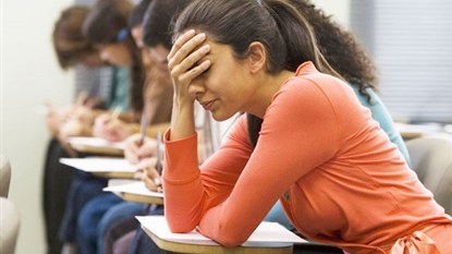 Azərbaycanda bu ixtisaslara qəbul planı azaldı - Təhsilhaqqı isə 1000 manat bahalaşdı