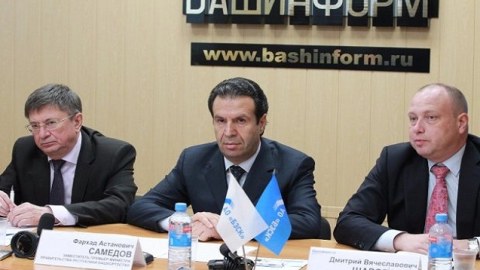 Azərbaycanlı siyasətçi Putinin yanında vəzifəyə gətirildi