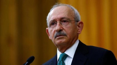 Kılıçdaroğlunun köməkçisi istefaya getdi 
