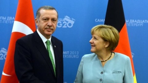 Almaniya Türkiyəyə sanksiyaları ləğv etdi