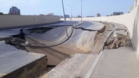 Bakıda çökmüş yolu bərpa etdilər   