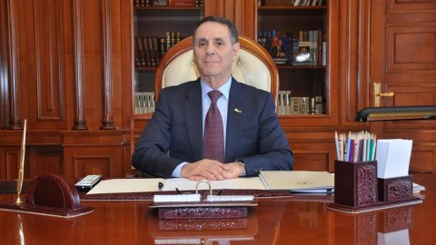 Baş nazirin intihara cəhd edən şəxslə danışığının təfərrüatı açıqlandı - RƏSMİ