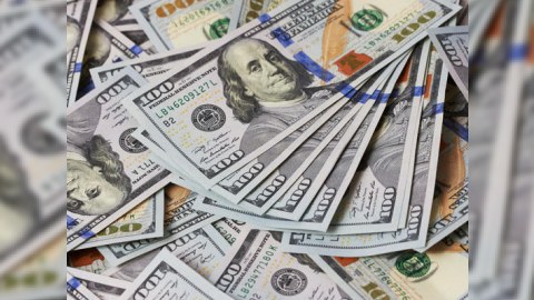 Sabiq prezident 301 milyon dolları mənimsədiyini boynuna aldı
