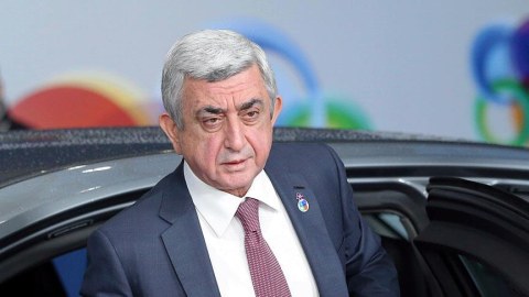 Sarkisyan &ccedil;ətin durumda - 2 yolu var...
