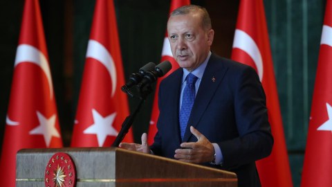 Ərdoğan ABŞ məhsullarına idxal rüsumunu artırdı