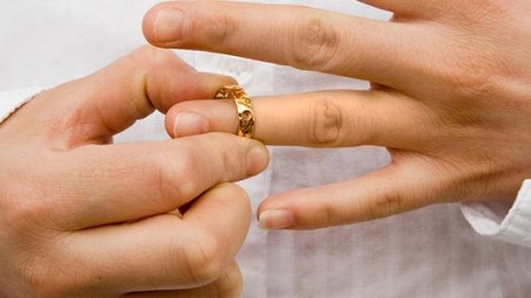 Boşanan ailələr, itirilən dəyərlər, “Whatsapp”, “Facebook” xəyanəti... - Dəhşətli STATİSTİKA