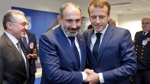 Paşinyan Putinlə g&ouml;r&uuml;şdən sonra Parisə gedəcək