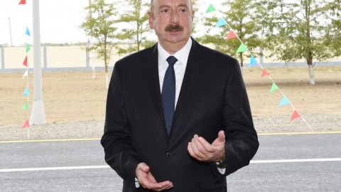 “Ermənistan ordusu bizimlə rəqabət apara bilməz”