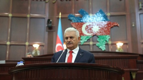 Binəli Yıldırım azərbaycanca DANIŞDI: “Azərbaycana soyuq dəysə, biz xəstələnərik” 