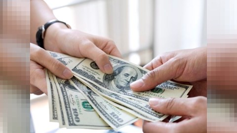 Konsitusiya Məhkəməsinin problemli kreditlərlə bağlı qərarı nə vəd edir?