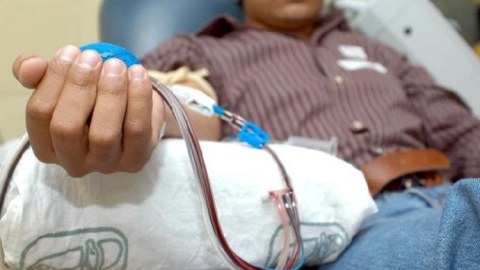 Aşurada qan verən 96 nəfərdə hepatit, 76 nəfərdə sifilis AŞKARLANDI