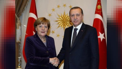 Merkel PKK-nı FETÖ ilə eyni sıraya qoymadı