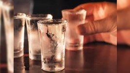 İranda spirtli i&ccedil;kidən zəhərlənən 24 nəfər &ouml;ld&uuml;