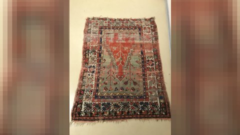 Bakıda xalçalarla uçmaq istəyən tutuldu – FOTOLAR