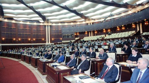 Milli Məclisin iclası başa &ccedil;atdı  &nbsp;