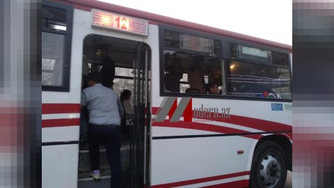 Gedişhaqları qalxıb, amma biz sınıq-salxaq avtobusda gedirik - FOTO