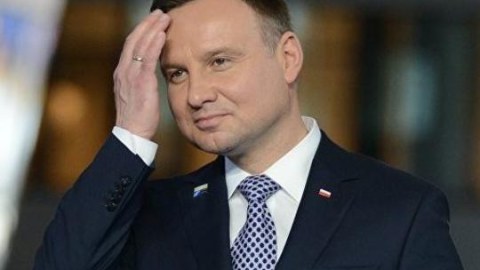 Prezidentin korteji qəza t&ouml;rətdi