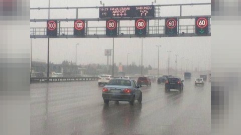 S&uuml;r&uuml;c&uuml;lərin NƏZƏRİNƏ: Bu yollarda s&uuml;rət həddi aşağı salındı