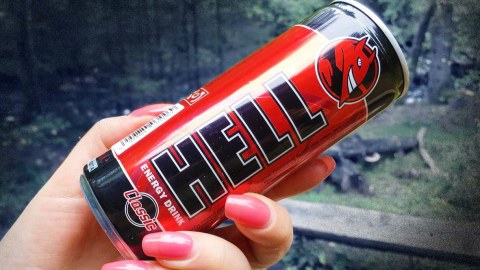 Azərbaycanda “Hell”ə aludəçilik sürətlə artır - Şirkət müştəri sayını gizli saxlayır   