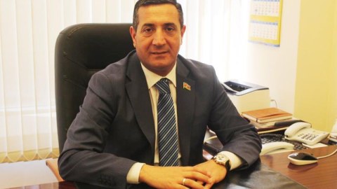 ““Dövlətqaçqınkom”un yeni rəhbərliyi şəffaflığı təmin edib” - Məcburi köçkün rayonunun DEPUTATI