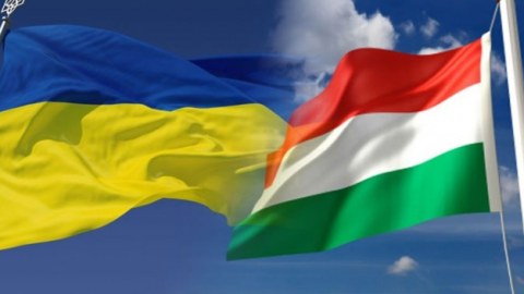 Macarıstan Ukrayna ilə m&uuml;haribə vəziyyətində