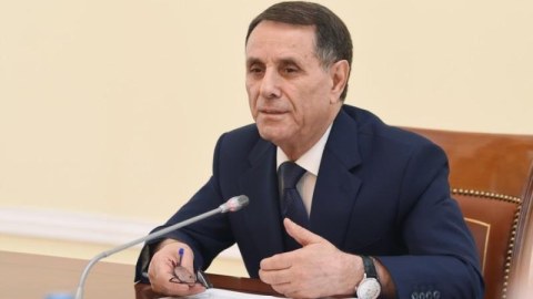 Novruz Məmmədov Nazirlər Kabineti Aparatına göstərişlər verdi