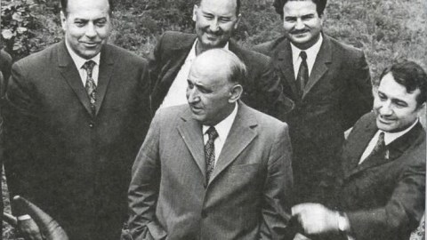 Bir şəklin tarixçəsi - Heydər Əliyevlə Əbdürrəhman Vəzirovun ALİ QONAĞI - FOTO   