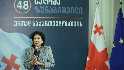 Prezidentliyə namizəd azərbaycanlıların problemlərini &ouml;yrəndi