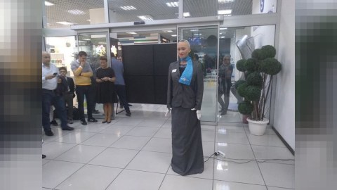 Məşhur robot &ldquo;ASAN Xidmət&rdquo;də rəy sorğuları aldı