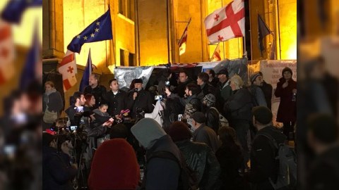 Gürcüstandakı aksiyada qarşıdurma 