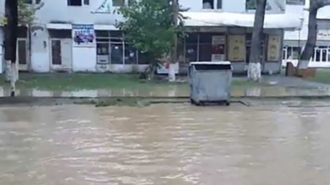 Kobuleti su altında qaldı
