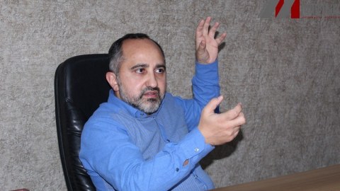 Tanınmış vəkil: “Zinaya görə qadın və kişilərin daş-qalaq edilməsini dəstəkləyirəm” - MÜSAHİBƏ   